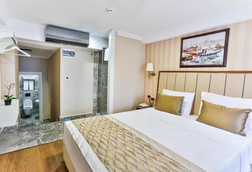 اتاق اکونومی, Hanende