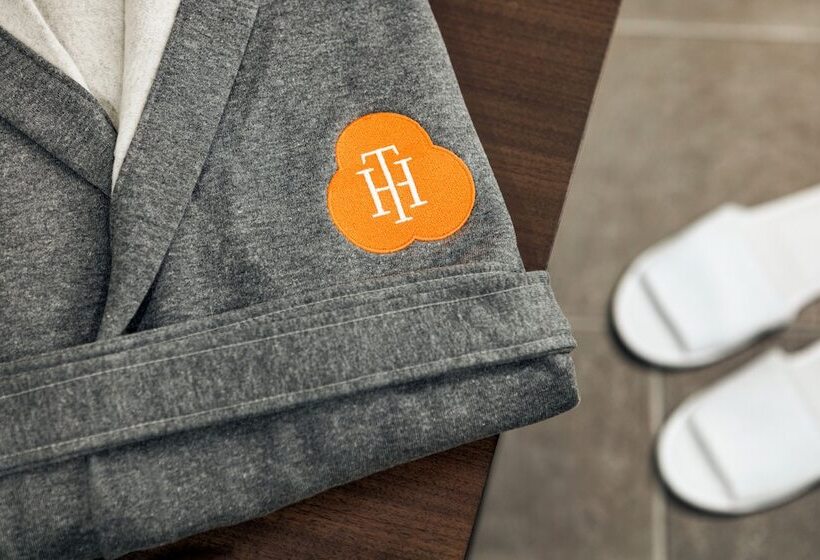 غرفة قياسية سرير مزدوج, The Harpeth Franklin Downtown, Curio Collection By Hilton