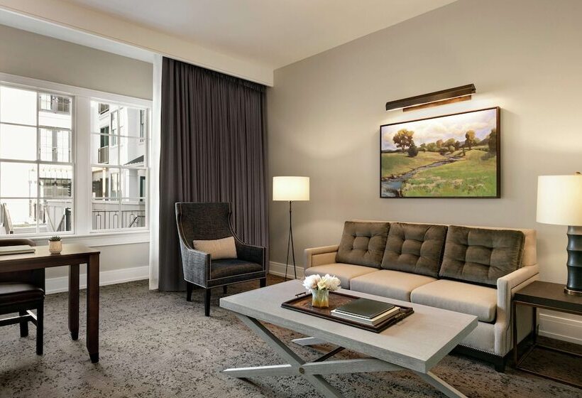 جناح رئاسى, The Harpeth Franklin Downtown, Curio Collection By Hilton