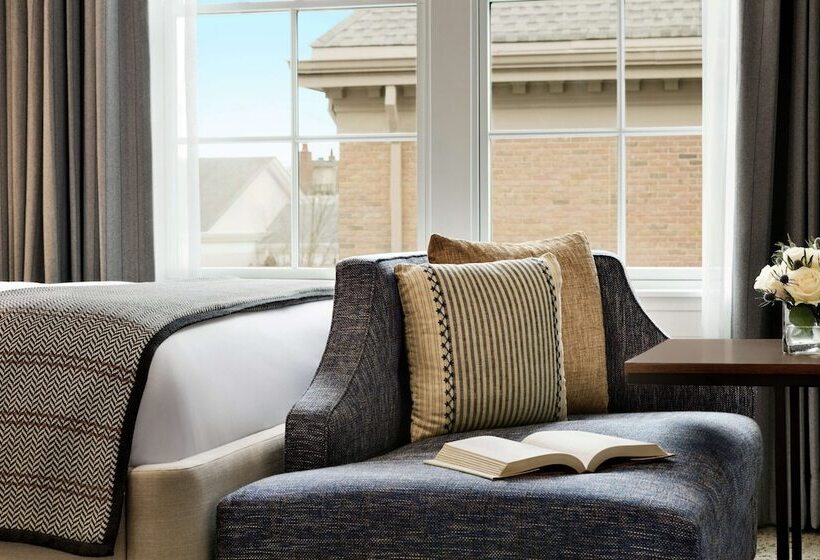 غرفه قياسيه سريرين مزدوجين, The Harpeth Franklin Downtown, Curio Collection By Hilton