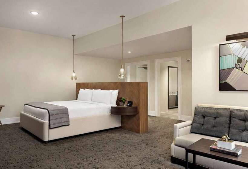 غرفة قياسية, The Harpeth Franklin Downtown, Curio Collection By Hilton