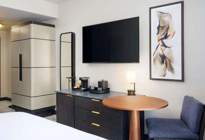 Standard-huone Parveke, The Harpeth Franklin Downtown, Curio Collection By Hilton