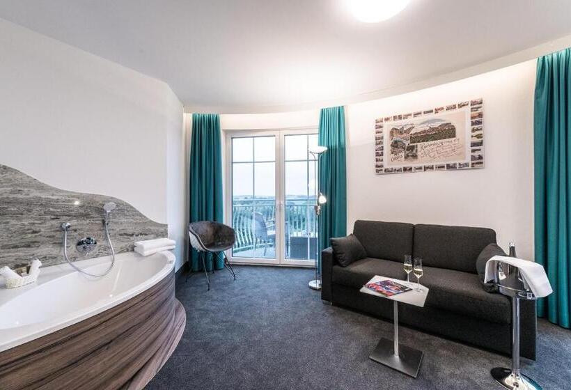 小型套房带阳台, Parkhotel Hachenburg