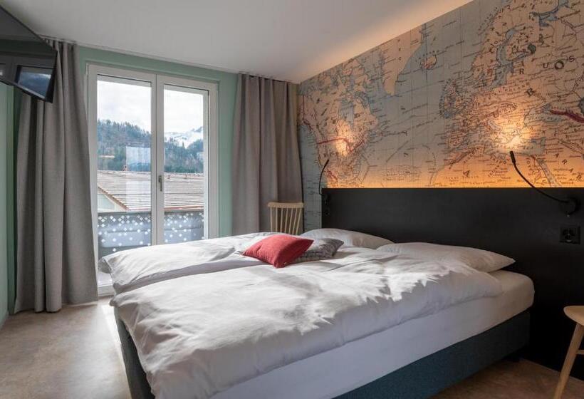 غرفة قياسية مزوَّدة بشُرفة, Emma S B&b   Self Check In