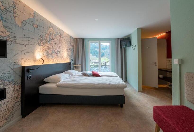 غرفة قياسية مزوَّدة بشُرفة, Emma S B&b   Self Check In