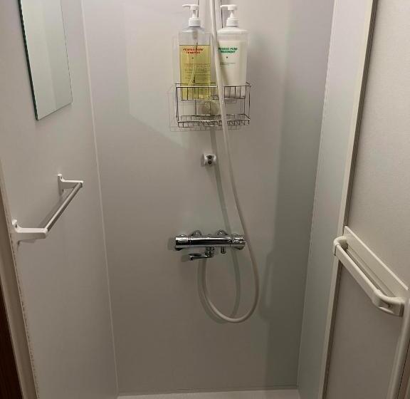 공동 객실, Guesthouse Kazura