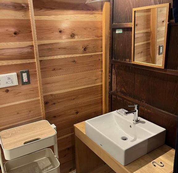 공동 객실, Guesthouse Kazura