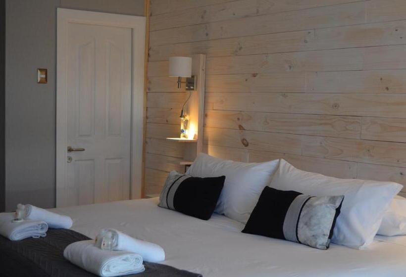 غرفة سوبيريور, Hostal Boutique Puerta Roja