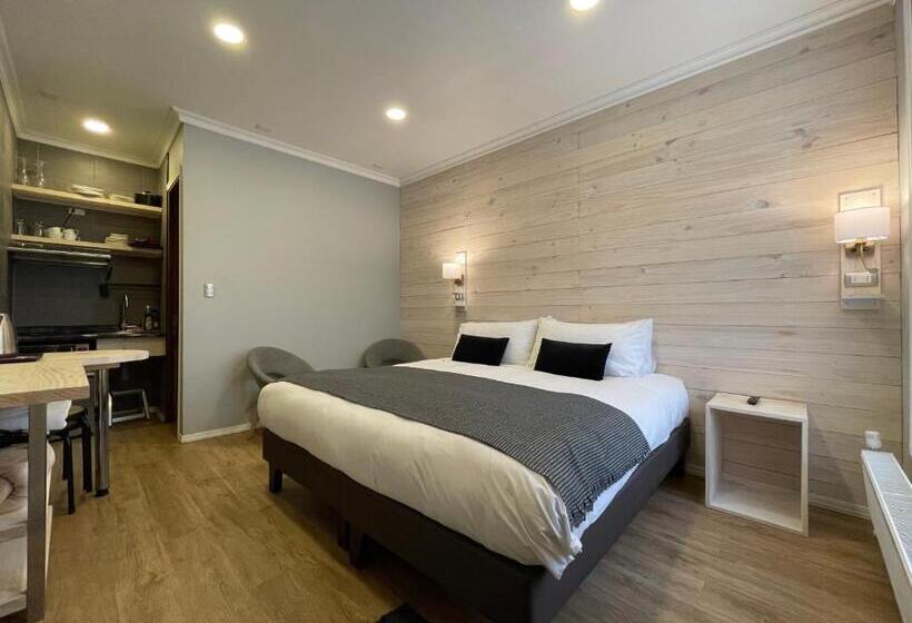 スーペリアスタジオ, Hostal Boutique Puerta Roja