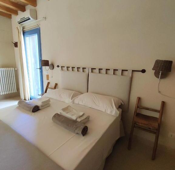 غرفة قياسية مطلّة علي حمام السباحة, Masseria Cataldo