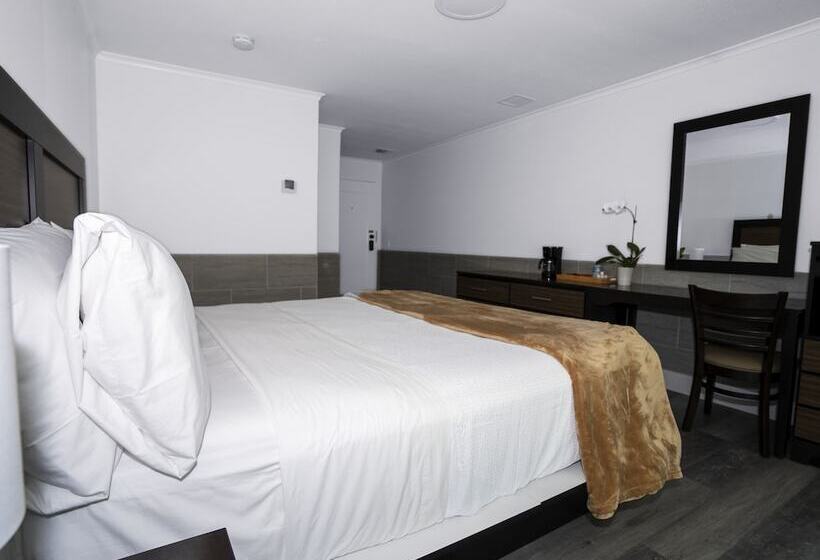 חדר סטנדרט עם מיטת קינג, Hampton S Vacation Inn