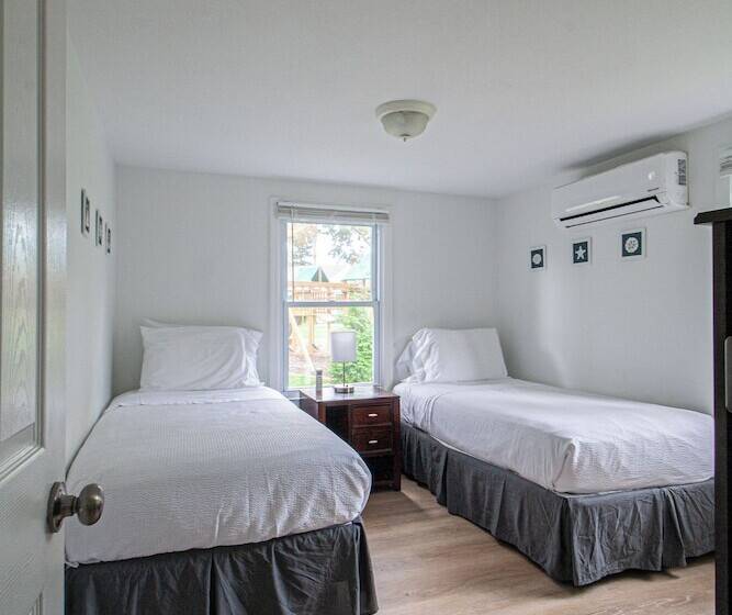 Дом 2 Спальни, Hampton S Vacation Inn