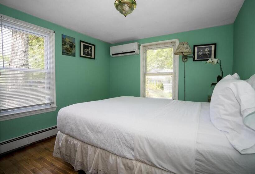 בקתה, Hampton S Vacation Inn