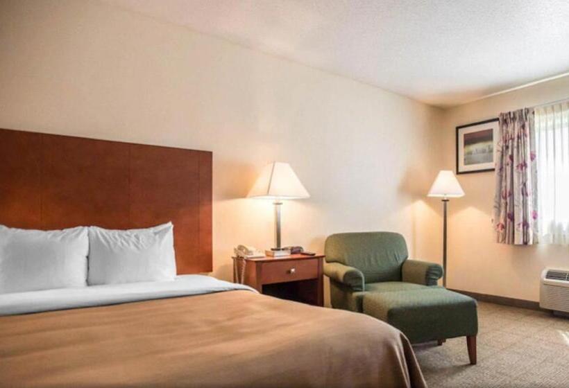 جناح سرير كينج, Quality Inn