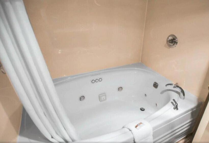 جناح سرير كينج, Quality Inn