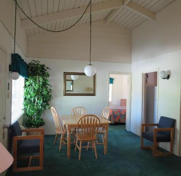 جناح ديلوكس, Bridge Bay Lodge At Shasta Lake