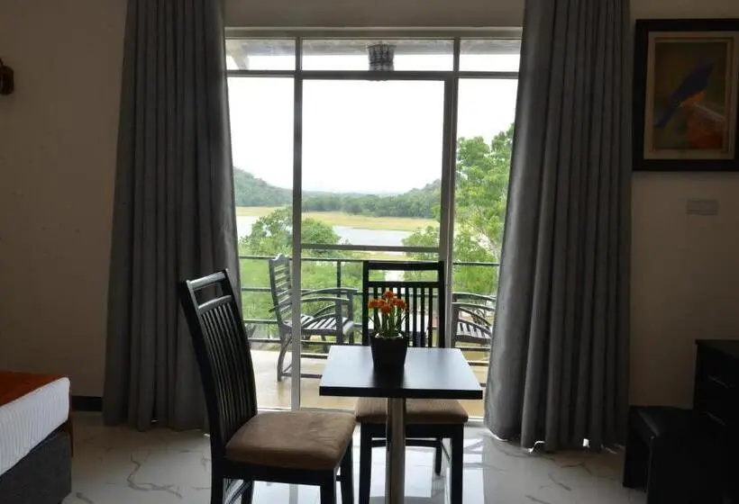 Deluxe-huone, Agbo