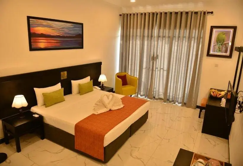 Deluxe-huone, Agbo