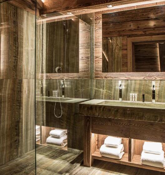 マウンテンビュースイート, Le Refuge De La Traye