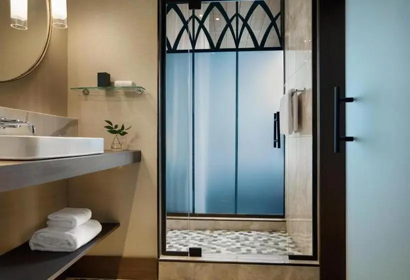 身障者適用キングサイズベッドルーム, Kimpton Hotel Arras