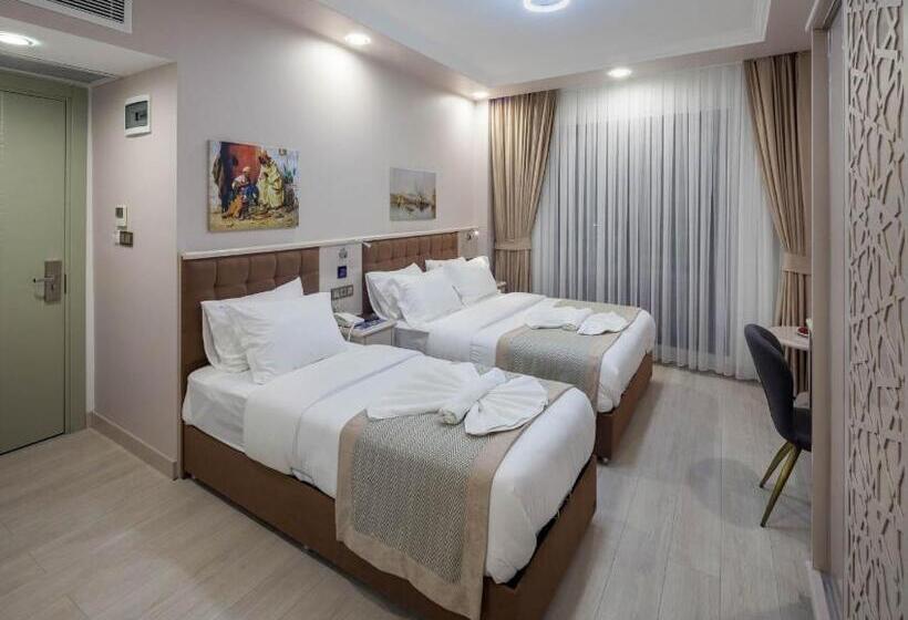 Standard Triple Room, Obahan Hotel Special Class