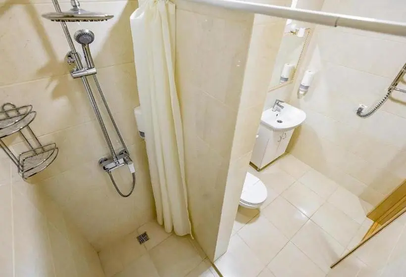 Habitació Triple Superior, Rooms