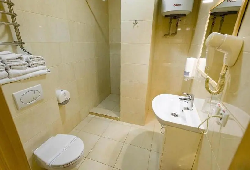 Suite Familiar, Rooms