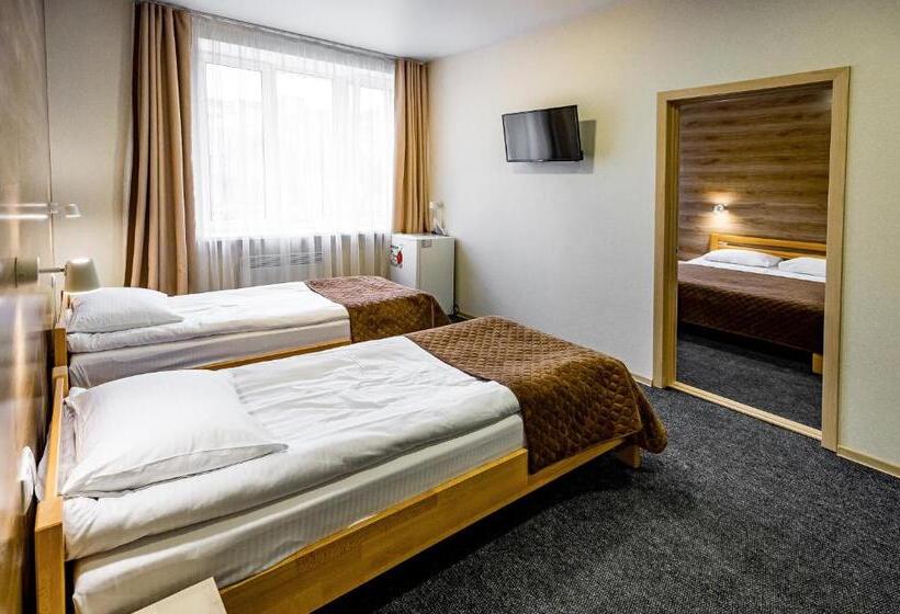 سوییت خانوادگی, Rooms