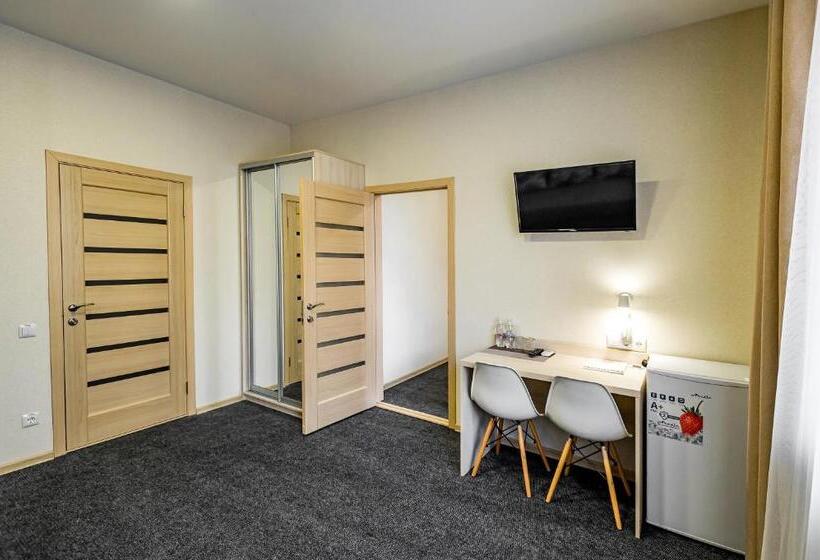 سوئیت با تخت بزرگ, Rooms