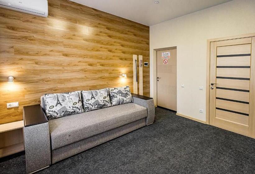 سوئیت با تخت بزرگ, Rooms