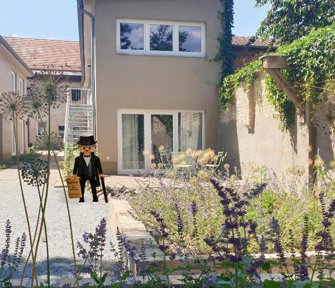 آپارتمان 1 خوابه, Travel Art Boardinghouse