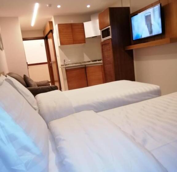 اتاق لوکس, Big Ben Hotel Suites
