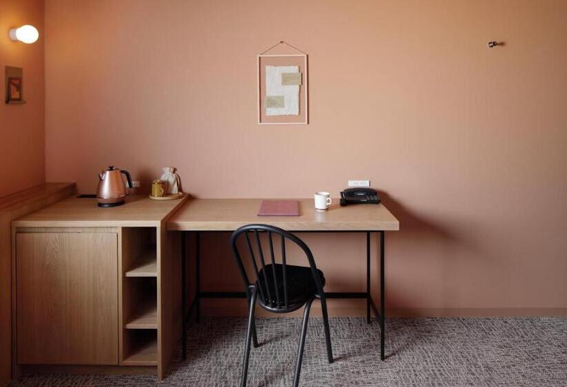 غرفة قياسية, Cinnamon