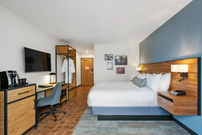 身障者適用スイートルーム, Indigo Seattle Everett Waterfront Place, An Ihg
