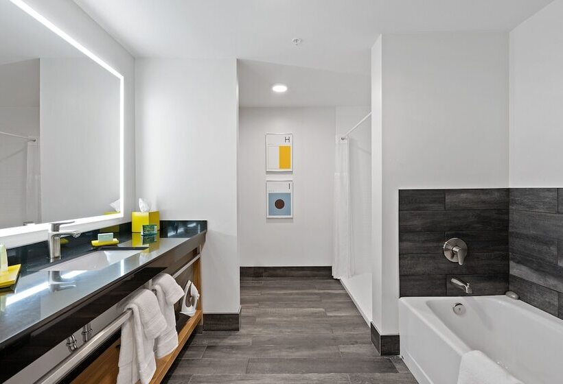适合残疾人士使用的套间, Indigo Seattle Everett Waterfront Place, An Ihg