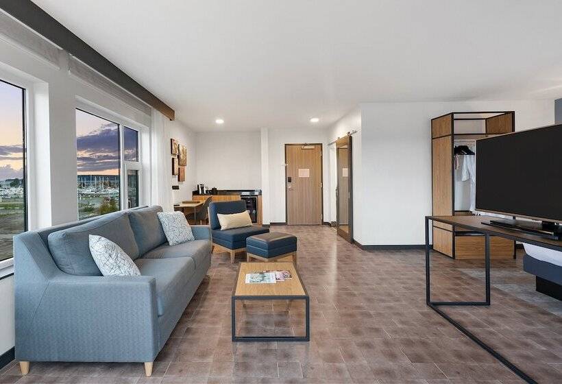 جناح لذوى الاحتياجات الخاصة, Indigo Seattle Everett Waterfront Place, An Ihg