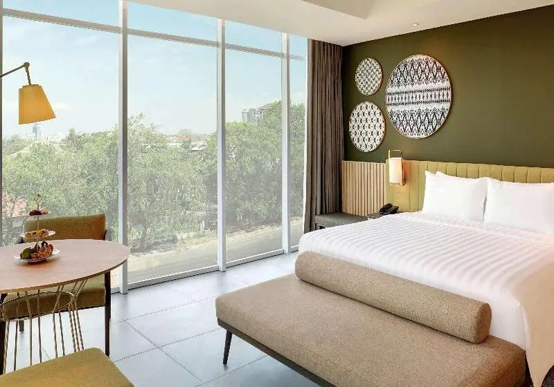 キングサイズベッドのジュニアスイート, Mercure Makassar Nexa Pettarani