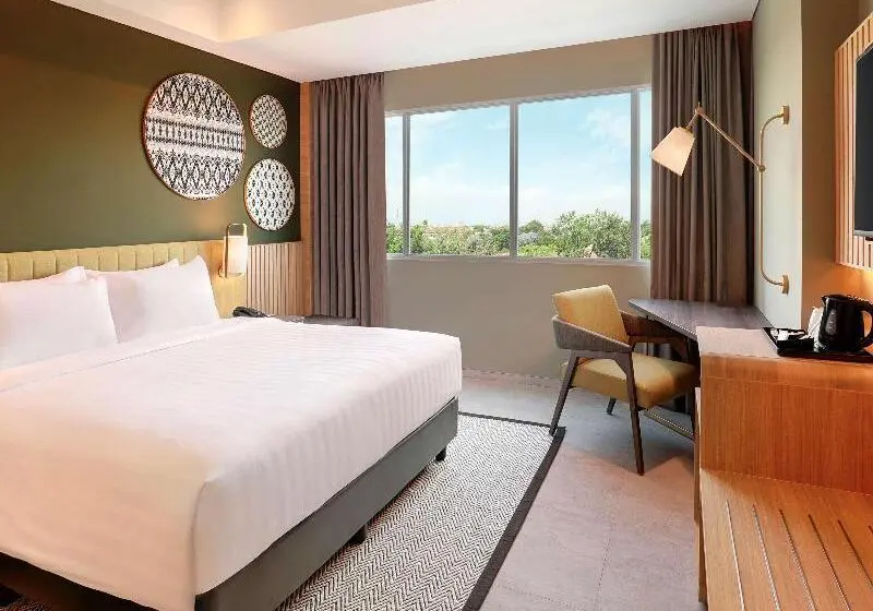 キングサイズベッドのスーペリアルーム, Mercure Makassar Nexa Pettarani