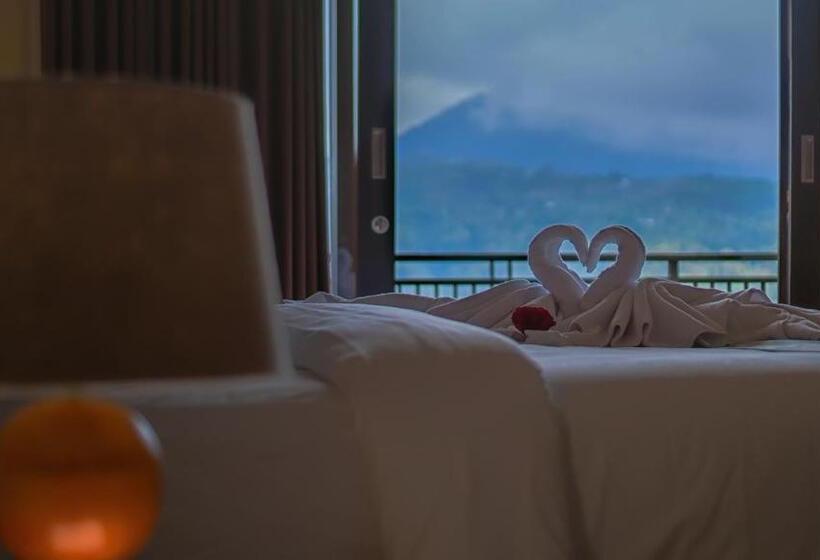 スタンダードスタジオ, Shitala Villa