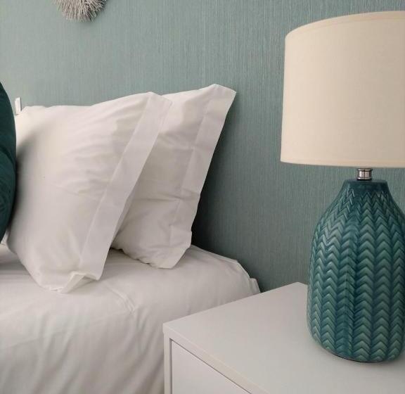 Семейный Номер, Marsuites