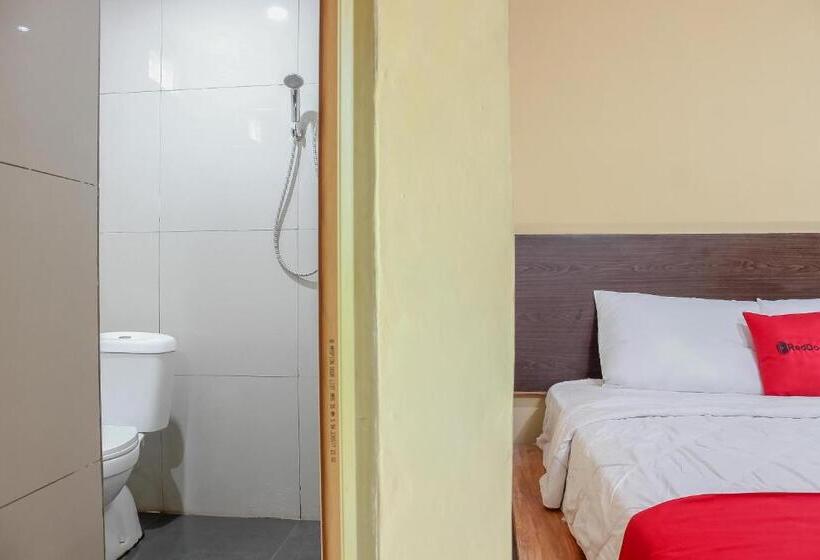 Номер Стандарт, Reddoorz Syariah Near Pasar Modern Cikopo