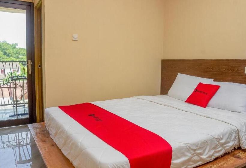 Номер Economy, Reddoorz Syariah Near Pasar Modern Cikopo