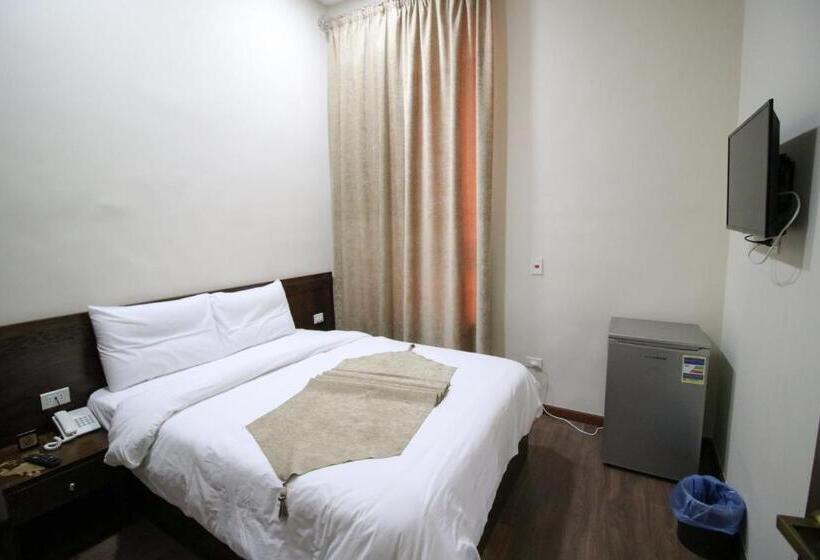 اتاق لوکس یک تخته, Miramar Talaat Harb Square