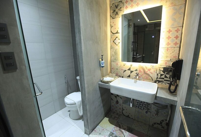 اتاق استاندارد با تخت بزرگ, Zenvea