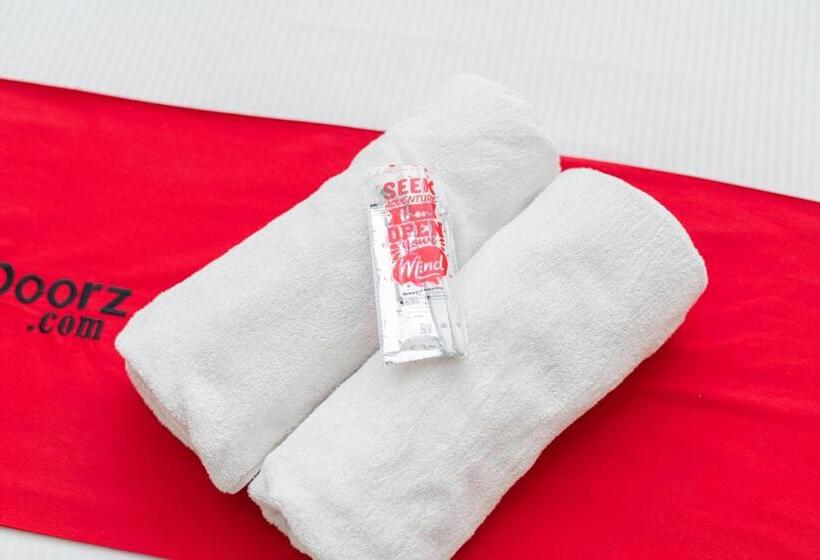 家庭间, Reddoorz Syariah Near Marvel City Mall 2