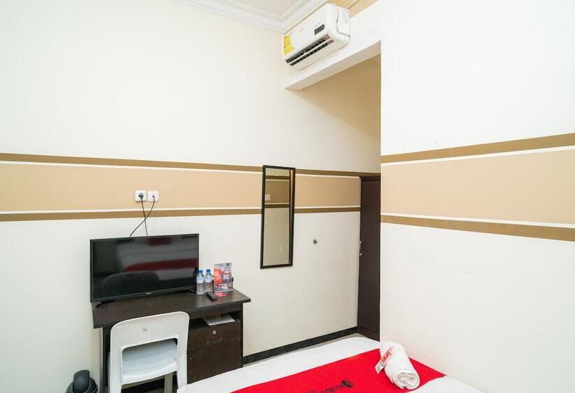 标准间, Reddoorz Syariah Near Marvel City Mall 2