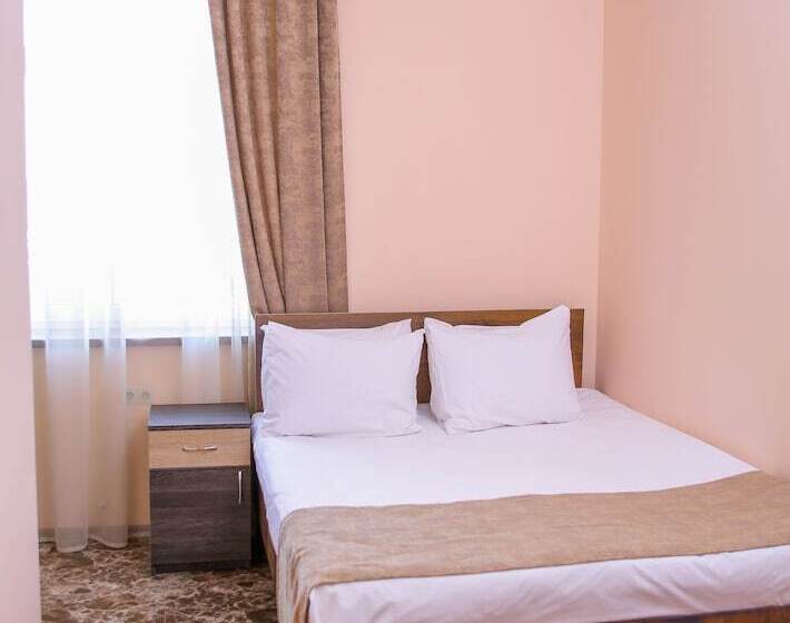 اتاق اکونومی, Rose Hotel Yerevan