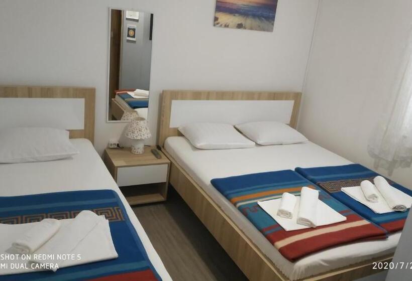 اتاق راحتی سه تخته, Apartmani   Sobe ćosić