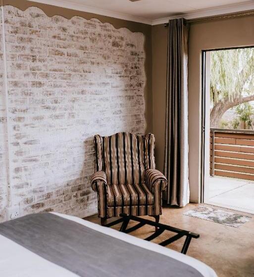 エコノミールーム, La Bendicion