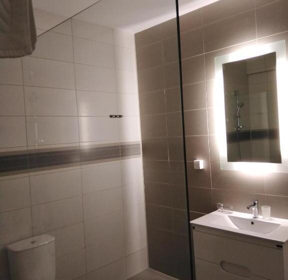 اتاق سوپریور چهار تخته, Vilin